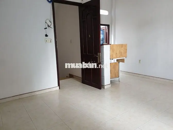 Phòng nhà Biệt thự Bình Lợi, yên tĩnh, gần ĐH Văn Lang