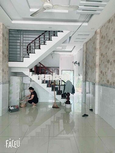 cho Thue nhà nguyên căn tl 57 q12 giá 6tr5  hẻm xe hơi