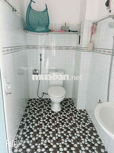 cho Thue nhà nguyên căn tl 57 q12 giá 6tr5  hẻm xe hơi