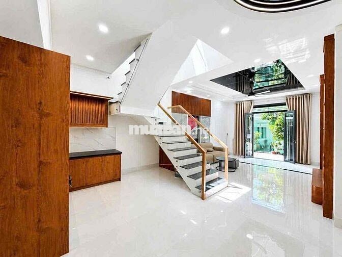 Nhà 1T1L đường ô tô, sổ riêng, thổ cư 3PN đã hoàn công trung tâm TP