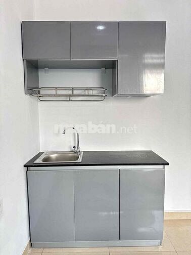 PHÒNG FULL NỘI THẤT BAN CÔNG CỬA SỔ GẦN CVPM QUANG TRUNG CĐ Y HỒNG ĐỨC