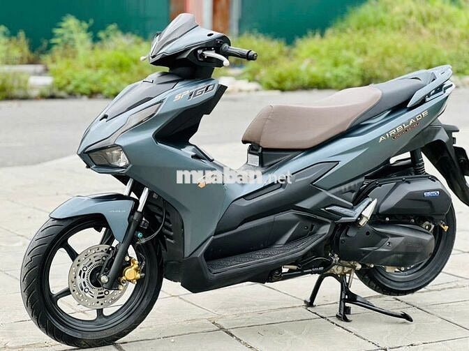 Honda Air Blade 150 Xám 98% xe chính chủ đi