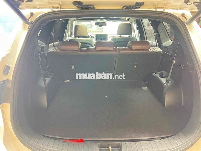 Hyundai SantaFe Premium 2020 Xăng lướt 25.000 km