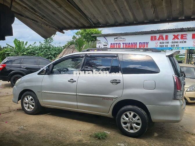 Toyota Innova G 2006 Bạc