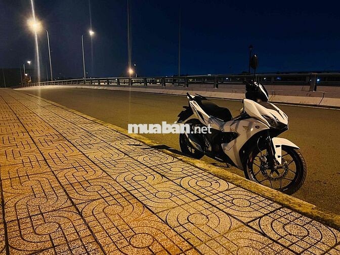 Honda Winner X Trắng