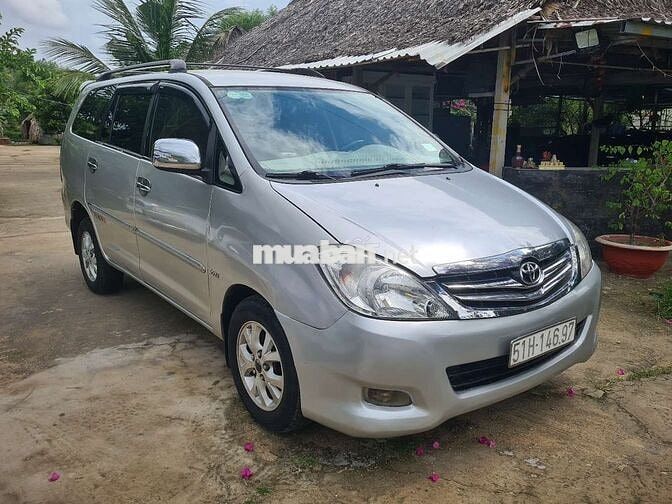 Toyota Innova G 2006 Bạc
