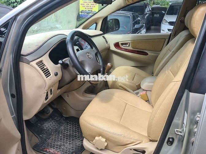 Toyota Innova G 2006 Bạc