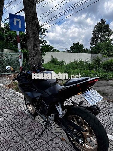 Honda CBR150R 2026 Đen 1000 km