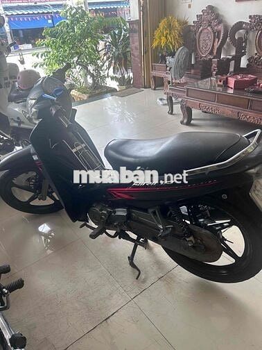 Yamaha Sirius Đen