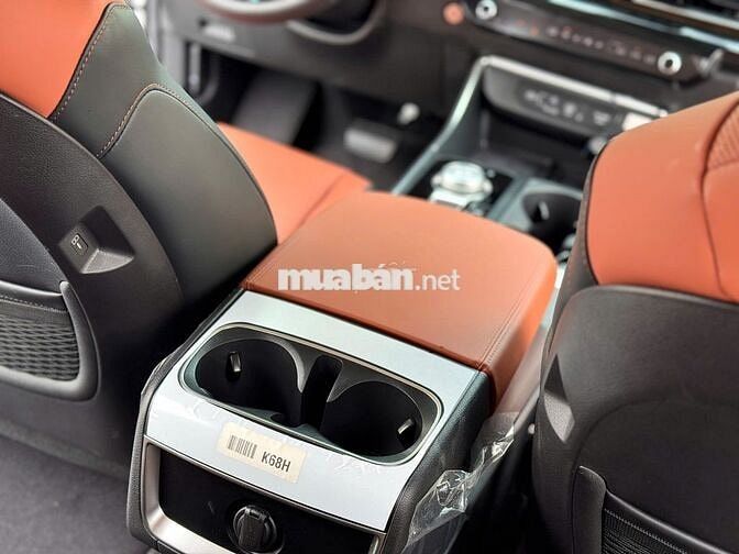 Kia Carnival Signature 2026 Trắng 7 chỗ