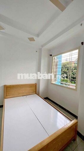 PHÒNG SIÊU RỘNG 35M2 BAN CÔNG - TÁCH BẾP ĐẦY ĐỦ NỘI THẤT Ở ĐƯỢC 3-4NG