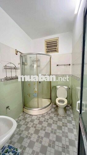 PHÒNG SIÊU RỘNG 35M2 BAN CÔNG - TÁCH BẾP ĐẦY ĐỦ NỘI THẤT Ở ĐƯỢC 3-4NG