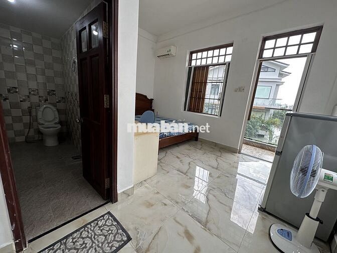 Phòng Bình Lợi, đẹp full nội thất, có BAN CÔNG, gần Văn Lang