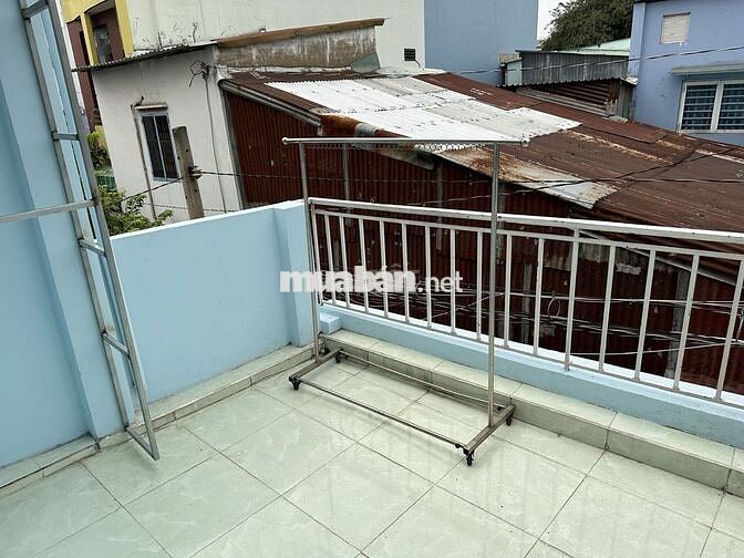 Phòng Bùi Đình Tuý, có BAN CÔNG, full nội thất