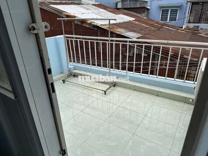 Phòng Bùi Đình Tuý, có BAN CÔNG, full nội thất