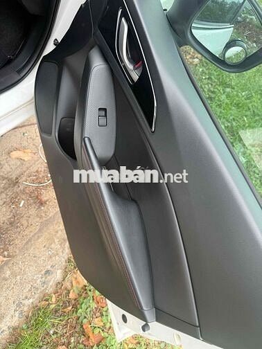 Mazda Mazda 3 2015 Trắng 110.000 km 1 chủ từ đầu
