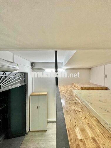 Cho thuê phòng gác diện tích rộng 35m2 đầy đủ NT cách đh ueh 300m