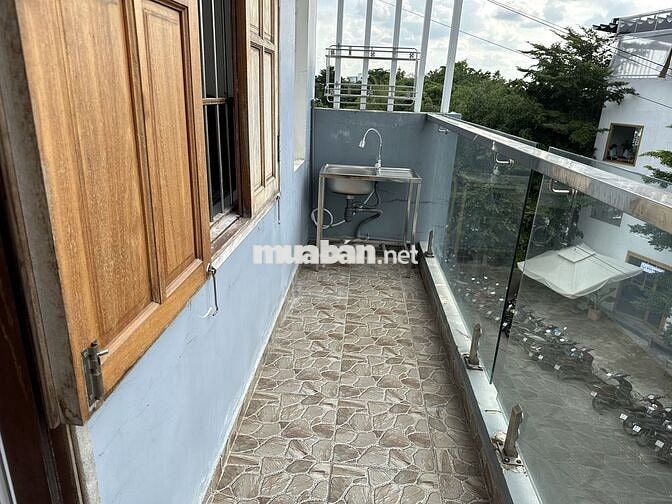 Phòng Bình Lợi, đẹp full nội thất, có BAN CÔNG, gần Văn Lang