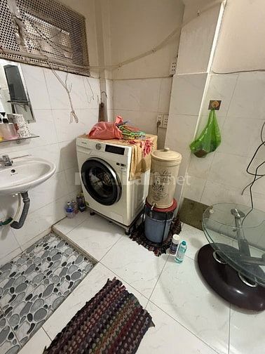 CHO THUÊ TẦNG TRỆT FULL NỘI THẤT,RIÊNG TƯ,SẠCH SẼ, DỌN VÀO Ở NGAY