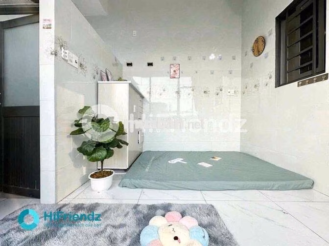 STUDIO BAN CÔNG LỚN, SẴN NỘI THẤT CƠ BẢN QUA ĐẠI HỌC VĂN HIẾN 5P ĐI XE