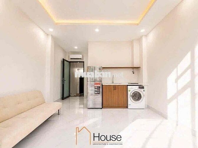CĂN HỘ STUDIO FULL NỘI THẤT - NGAY VÒNG XOAY LĂNG CHA CẢ - BAN CÔNG TH
