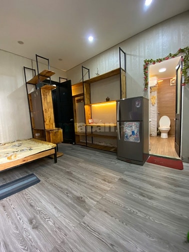 Vị trí đắc địa - đầy đủ tiện nghi - giá cả hợp lí