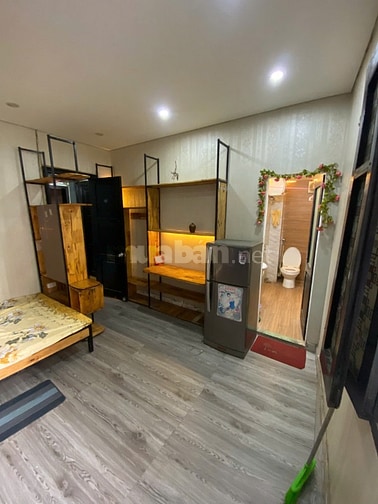 Vị trí đắc địa - đầy đủ tiện nghi - giá cả hợp lí