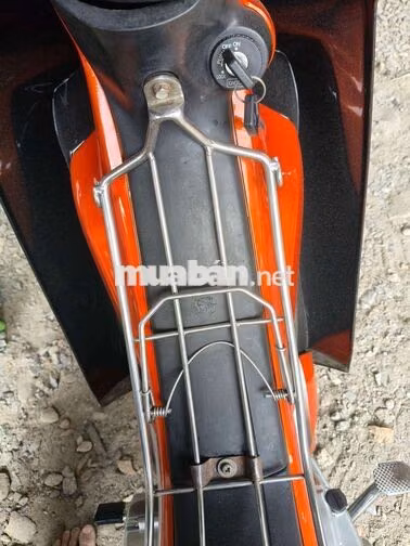 Yamaha Sirius Đen cam Xe số
