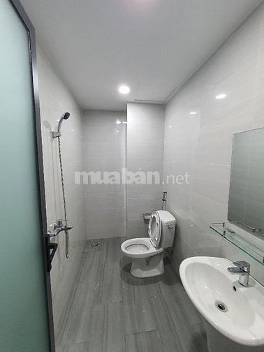 Nhà hẻm xe hơi, giá đẹp, 3Phòng ngủ, 3lầu