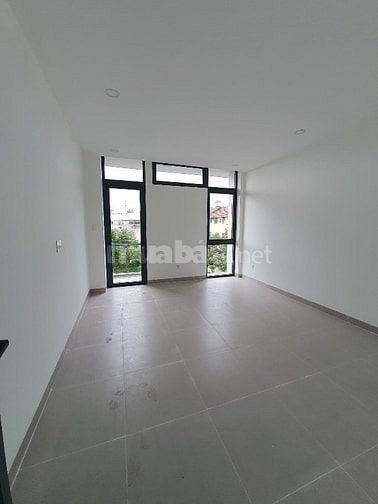 Nhà hẻm xe hơi, giá đẹp, 3Phòng ngủ, 3lầu