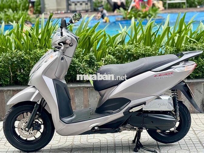 Lead 2018 khoá smk up 4val 9c (nợ xấu 14đ nhận xe)