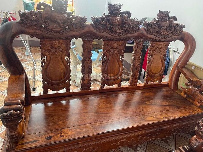 Chuyển nhà cần bán bộ salon cẩm lai