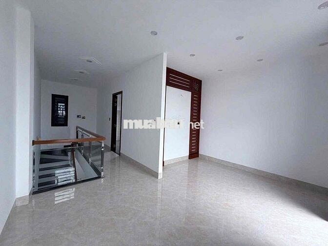 986 ✨ 🏡 CHO THUÊ NHÀ ĐẸP KIỆT NGUYỄN HỮU THỌ – 3PN, NỘI THẤT CAO CẤP