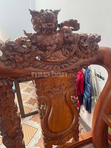 Chuyển nhà cần bán bộ salon cẩm lai