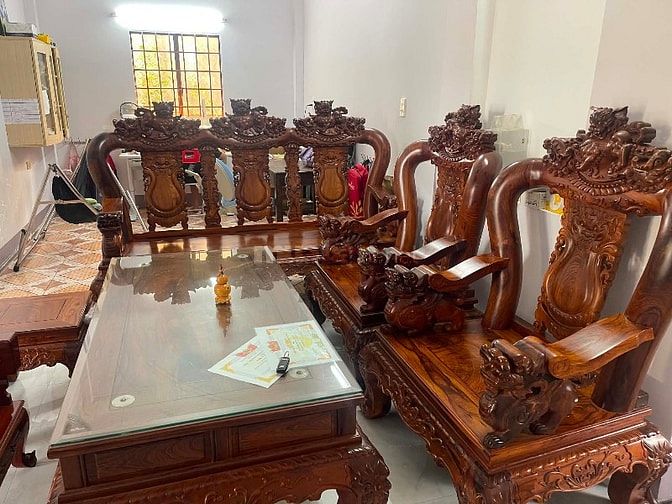 Chuyển nhà cần bán bộ salon cẩm lai