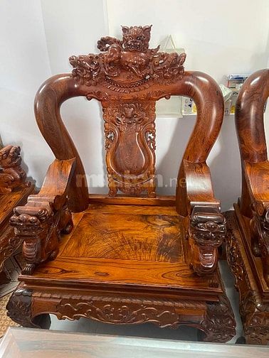 Chuyển nhà cần bán bộ salon cẩm lai