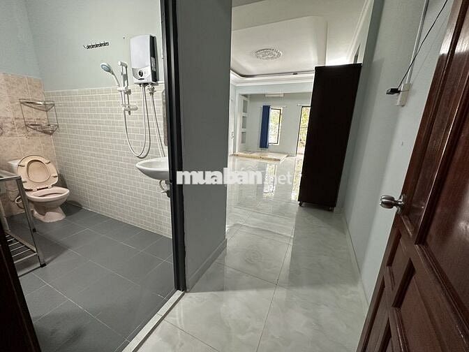 Phòng siu rộng Đặng Thuỳ Trâm, ngay cổng ĐH Văn Lang, full nội thất