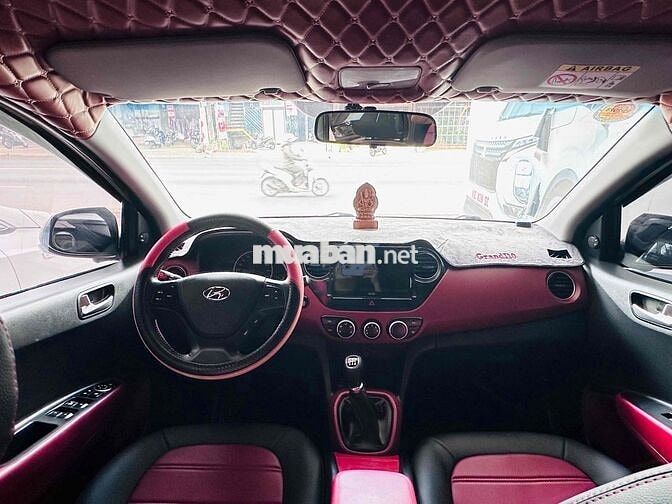 Hyundai i10 2019 Số sàn Bạc