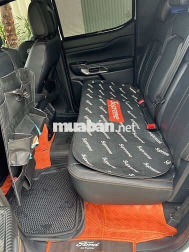 Ford Ranger Wildtrak Trắng Việt Nam