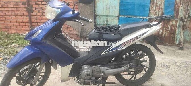 Suzuki Axelo Xanh Xe số
