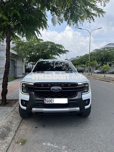 Ford Ranger Wildtrak Trắng Việt Nam