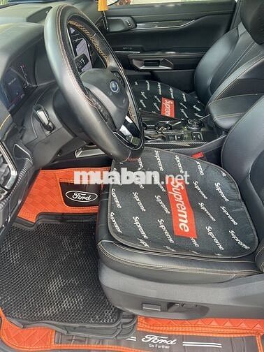 Ford Ranger Wildtrak Trắng Việt Nam
