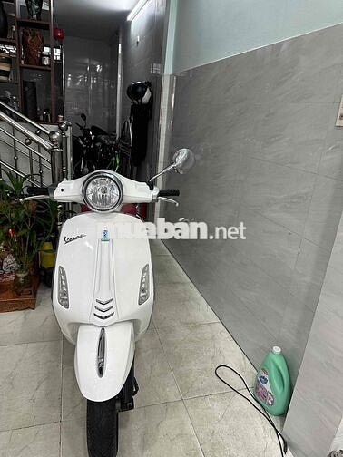 Piaggio Vespa Primavera Trắng 15405 km