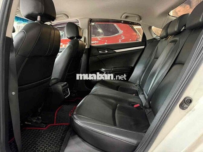 Honda Civic E 2018 đi 93.000 km một chủ không lỗi