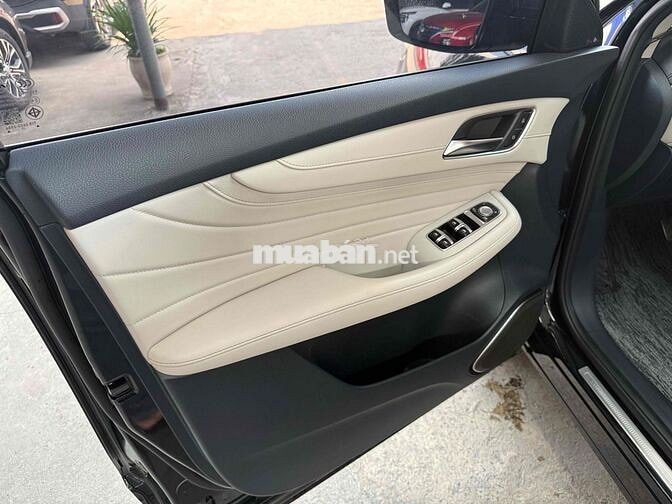 MG HS Luxury 2024 đi 59.000 km một chủ không lỗi