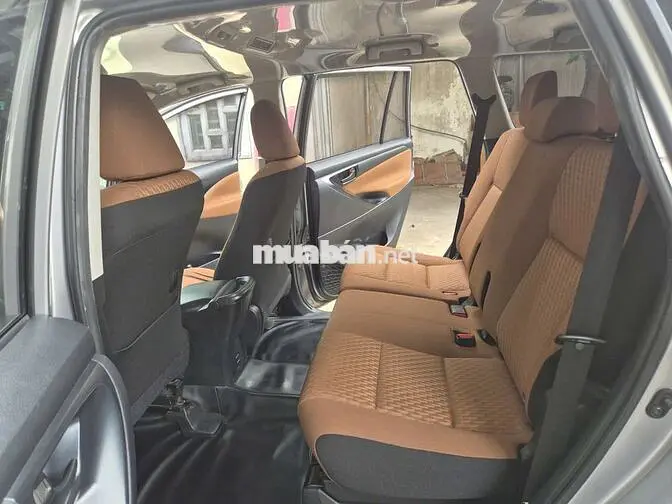 Toyota Innova 2020 Bạc 97.000 km