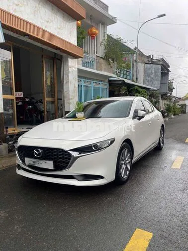 Mazda Mazda 3 Deluxe 2022 Trắng 70000 km