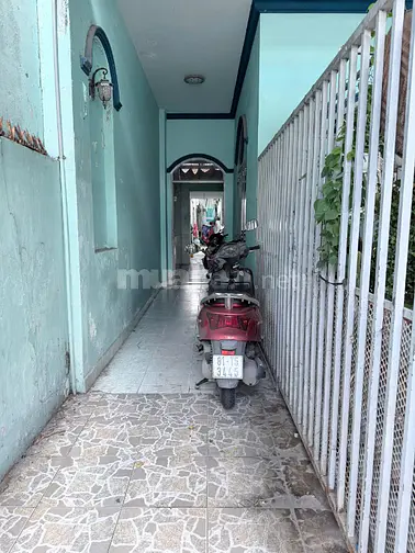 Cần bán nhà gấp, giấy tờ đầy đủ