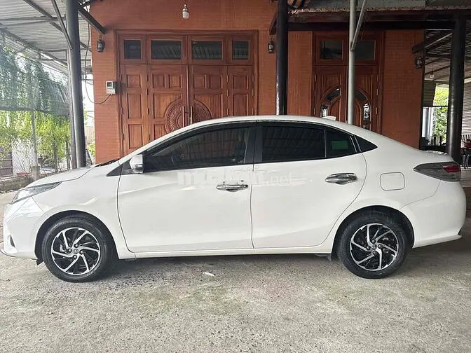 Toyota Vios E CVT 2021 Trắng
