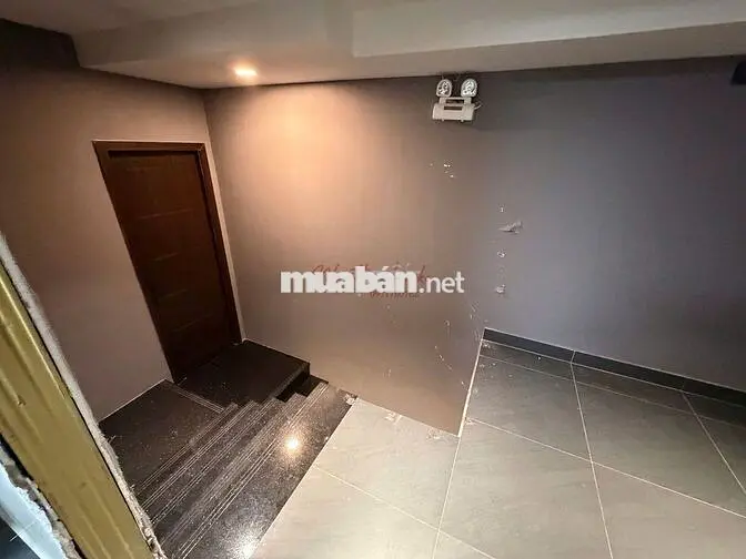 Nguyễn Trãi Bến Thành Q1 – Nhà 4.2m ngang, 4 tầng, giá chỉ 85tr  !!!!